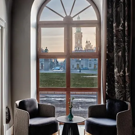 Hoppen House W Centrum Miasta رادوم